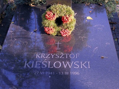 Grób Krzysztofa Kieślowskiego na warszawskich Powązkach /INTERIA.PL