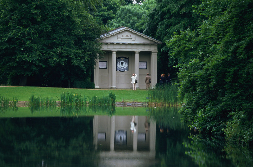 Grób księżnej Diany na wyspie Althorp /Princess Diana Archive  /Getty Images