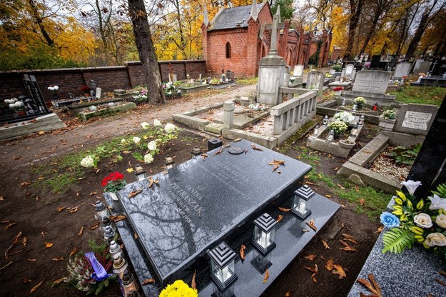 Grób Leonarda Pietraszaka na bydgoskim Cmentarzu Starofarnym /Tytys Żmijewski /PAP