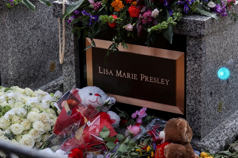 Grób Lisy Marie Presley /Nikki Boertman/Reuters /Agencja FORUM