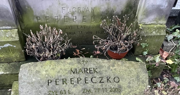 Grób Marka Perepeczki na warszawskich Powązkach /Damian Glinka /pomponik exclusive