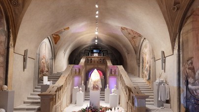 Grób pański w klasztorze pijarów w Krakowie. "Chrystus lubi różnorodność"