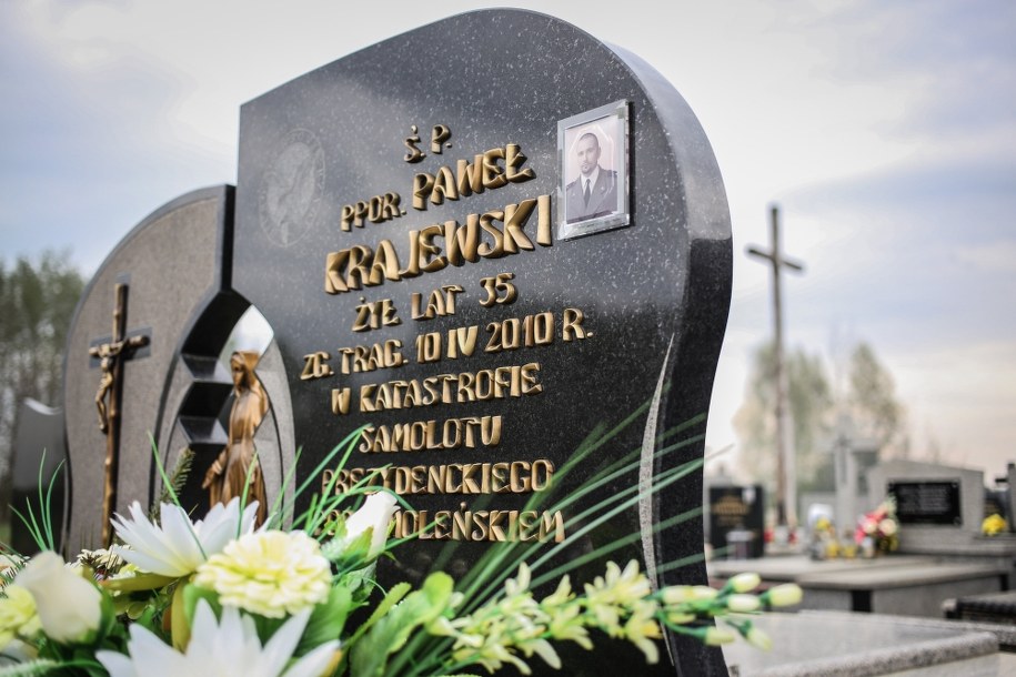 Grób Pawła Krajewskiego /Leszek Szymański /PAP