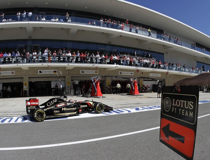 Grosjean zostaje w Lotusie /AFP