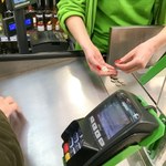 Grożą strajkiem w sklepach. Od miesięcy nie osiągnęli porozumienia