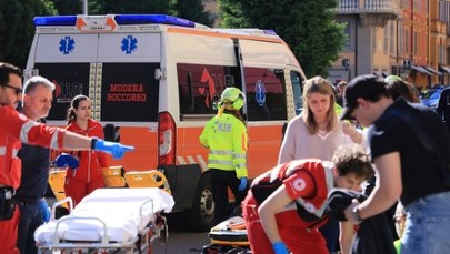​Groza we włoskim mieście. Wjechał autem w tłum ludzi, potem wyjął nóż