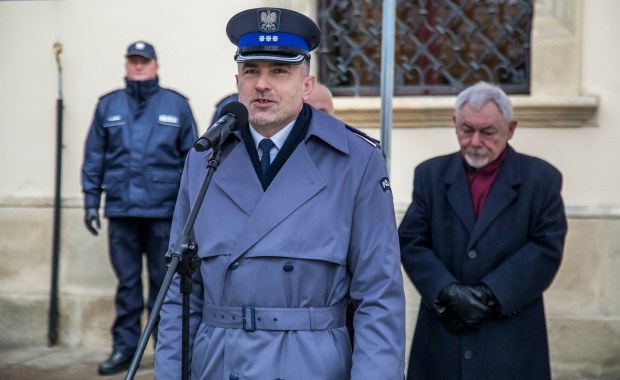 Groźby odwołań i obcięcia premii. Tak straszono krakowskich policjantów