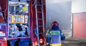 Groźny pożar w Będzinie. Ludzie utknęli na balkonie