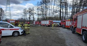 Groźny pożar w Bydgoszczy. Płoną butle z gazem technicznym
