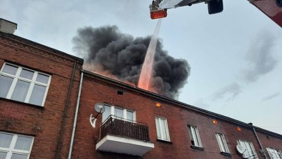 Groźny pożar w Śląskiem. Ewakuowani i jedna poszkodowana osoba
