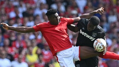 Groźny uraz napastnika Premier League. Piłkarz w śpiączce po operacji