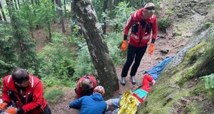​Groźny wypadek podczas wspinaczki. "Kończyna nabiła się na ciało obce"