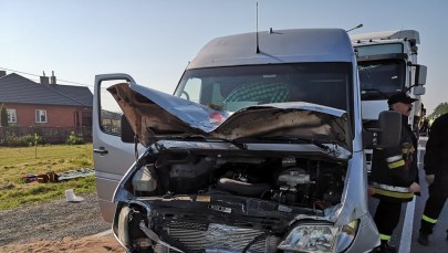 Groźny wypadek w Łódzkiem. Jest wielu poszkodowanych 