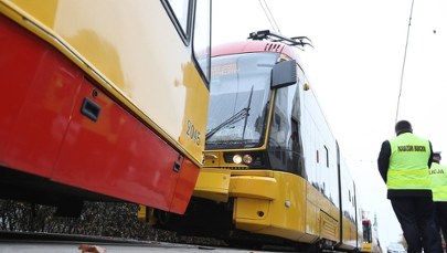 Groźny wypadek w stolicy. Zderzyły się dwa tramwaje, są poszkodowani