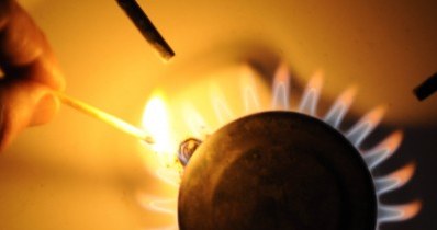 Grupa energetyczna RWE od 1 września obniży ceny gazu dla czeskich gospodarstw domowych /AFP