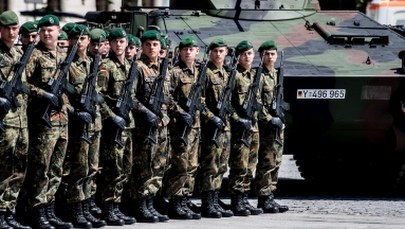 Grupy bojowe NATO na flance wschodniej w pełni gotowe. "Historyczne osiągnięcie"