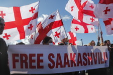 Gruzja: Demonstracja w geście poparcia dla Saakaszwilego