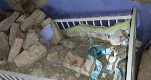 Gruzy runęły na niemowlę. Dom zniszczony po wybuchu pieca