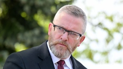 Grzegorz Braun bez immunitetu. Bryłka mówi o "zwalczaniu prawicy"