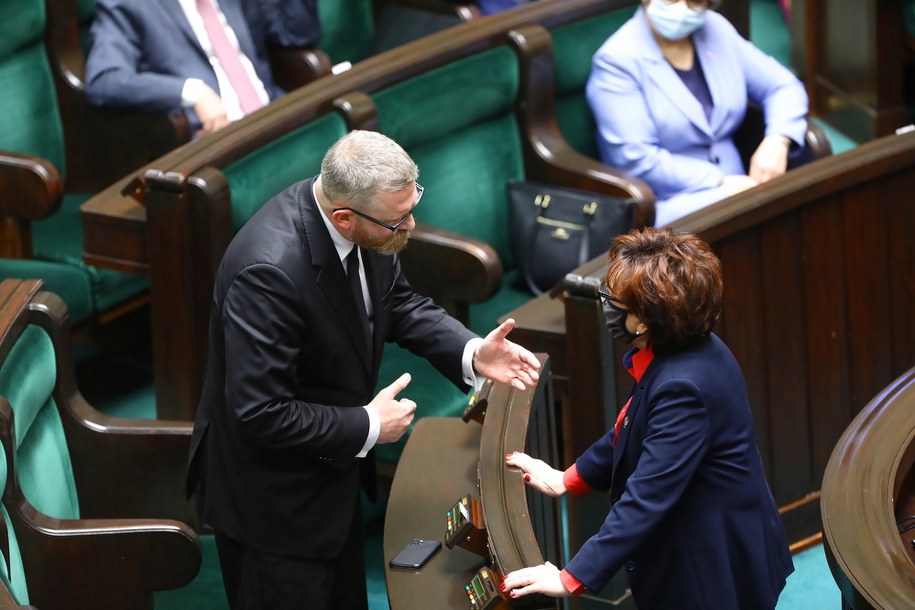 Grzegorz Braun i marszałek Sejmu Elżbieta Witek / 	Tomasz Gzell    /PAP
