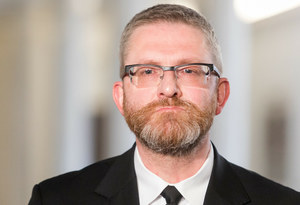 Grzegorz Braun. Konfederacja nie będzie karać posła 