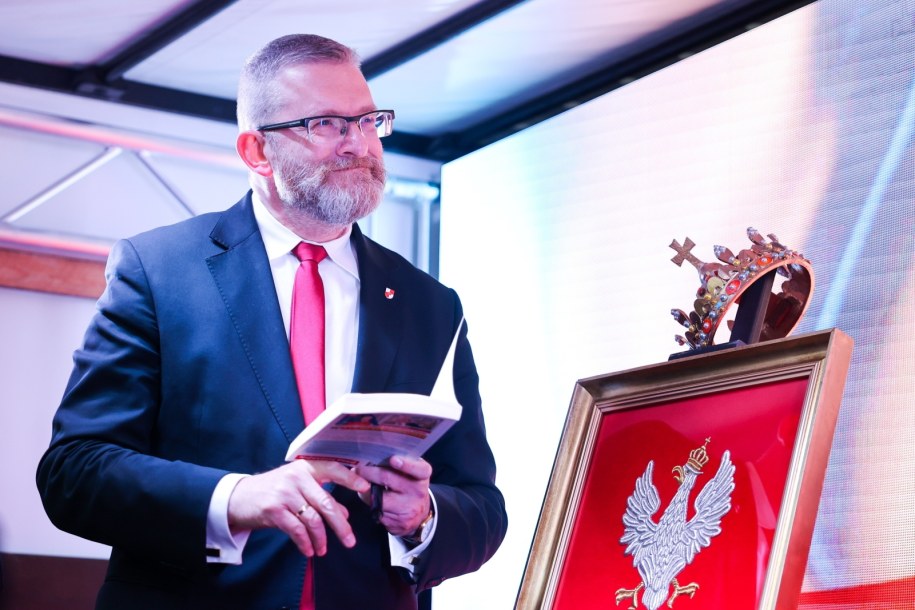 Grzegorz Braun /PAP/Szymon Pulcyn /PAP/EPA