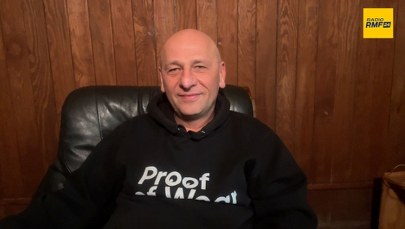 Grzegorz Halama znowu na scenie! Nowy program i życie z dala od zgiełku