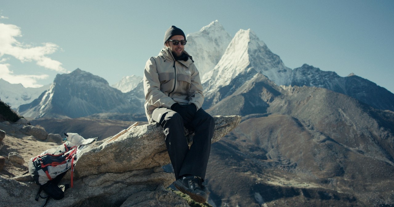 Grzegorz Krychowiak w filmie "Krychowiak: krok od szczytu" /SkyShowtime /materiały prasowe