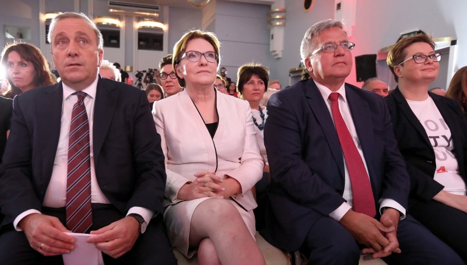 Grzegorz Schetyna, Ewa Kopacz, Bronisław Komorowski i Katarzyna Lubnauer /	Tomasz Gzell   /PAP