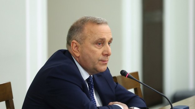 Grzegorz Schetyna zeznaje dziś jako świadek przed komisją ds. VAT /Rafał Guz /PAP