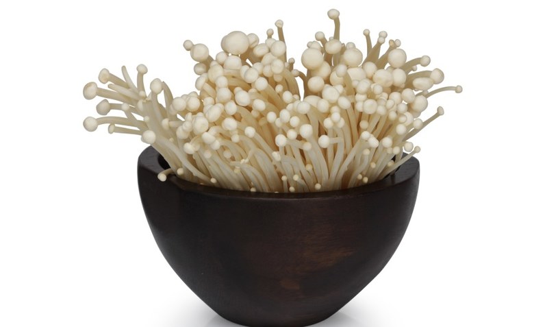 Grzyby enoki-take /&copy;123RF/PICSEL