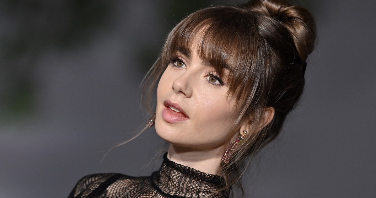 Grzywka Lily Collins stała się inspiracją dla wielu kobiet na całym świecie /Getty Images