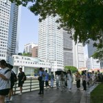 Grzywna, deportacja, a nawet więzienie i chłosta. Surowe kary za e-papierosy