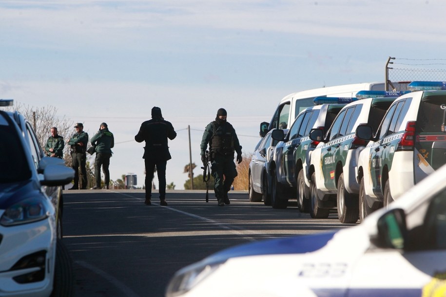 Guardia Civil w Elche /PAP/EPA/MORELL /PAP/EPA