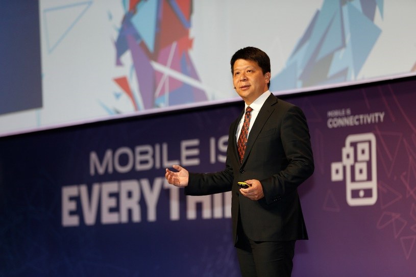 Guo Ping, Wiceprezes Huawei, podczas przemówienia na  Mobile World Congress 2016 /materiały prasowe