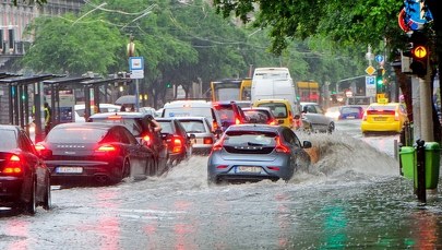 Gwałtowne burze na Węgrzech. Zginęła kobieta porwana przez wodę