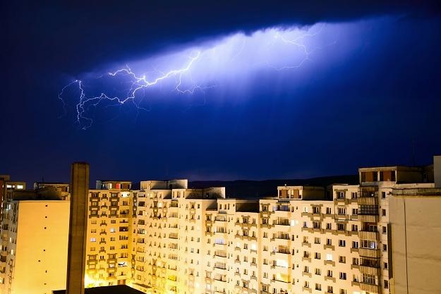 Gwa Towne Burze I Gradobicia Dzi Najgro Niej Na Po Udniu Wydarzenia