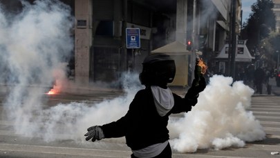 Gwałtowne demonstracje w Grecji po tragicznej katastrofie kolejowej