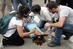 Gwałtowne starcia w Atenach, są ofiary śmiertelne