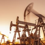 Gwałtowny wzrost cen ropy. To największy tygodniowy skok od marca