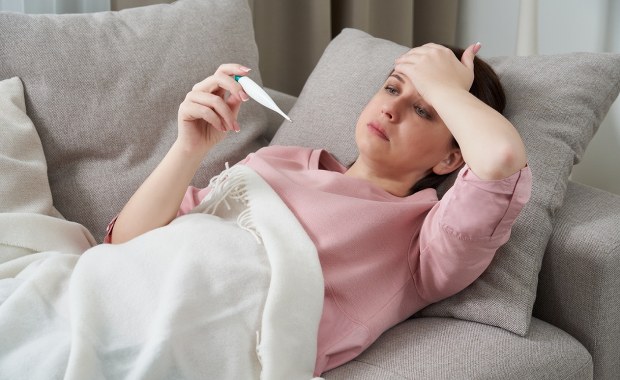 Gwałtowny wzrost zachorowań na grypę. Szczyt dopiero przed nami