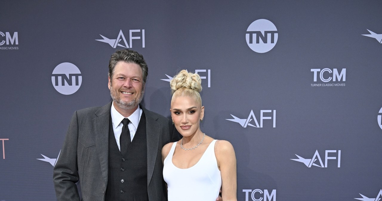 Gwen Stefani do zdjęć pozowała z mężem, który wystroił się w jeansy! /Axelle/Bauer-Griffin/FilmMagic /Getty Images