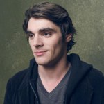 Gwiazda "Breaking Bad" zaczyna karierę muzyczną