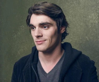 Gwiazda "Breaking Bad" zaczyna karierę muzyczną