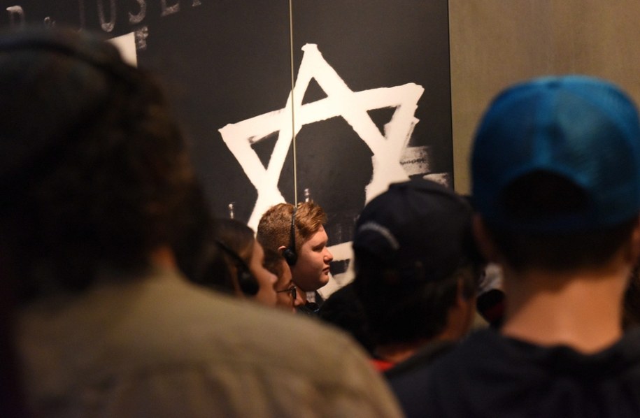 Gwiazda Dawida na wystawie w Jad Waszem (zdj. arch.) /DEBBIE HILL /PAP/Newscom