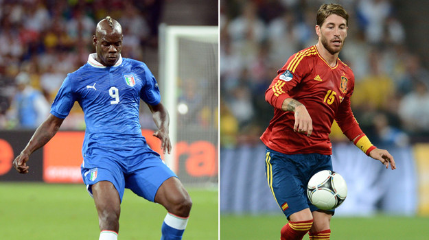 Wielki finał Euro 2012 Gwiazda półfinału Włochy-Niemcy, Mario Balotelli vs Sergio Ramos, filar hiszpańskiej obrony /Damien Meyer /AFP