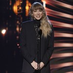 Gwiazda "Stranger Things" wyznała, że ją uratowałaby piosenka Taylor Swift