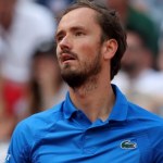 Gwiazda tenisa w tarapatach. Miedwiediew stracił bagaż i prosi o pomoc