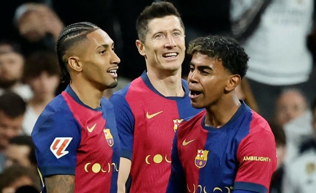 Gwiazdor Barcelony pokonał całe boisko na kolanach. Film robi furorę