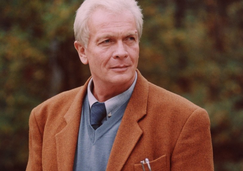 Gwiazdor "Miodowych lat" miał romans z jednym z najsłynniejszych polskich artystów. Długo trzymał to w tajemnicy